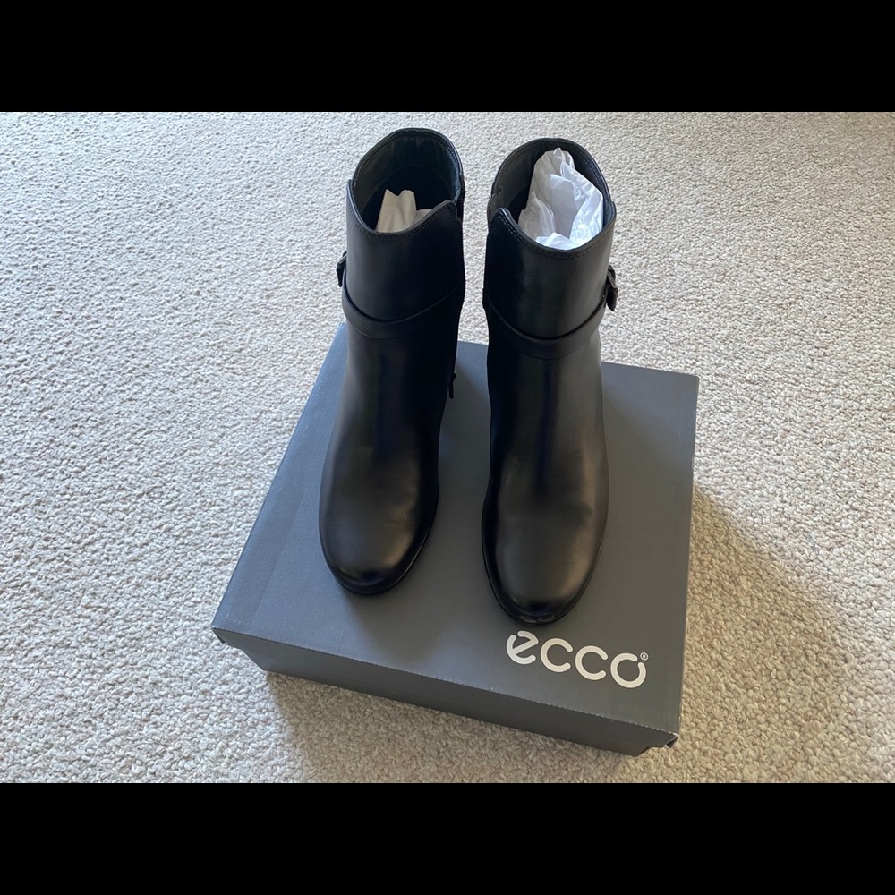 ECCO Ankle Boots Black Mid Calf Zip Buckle Block